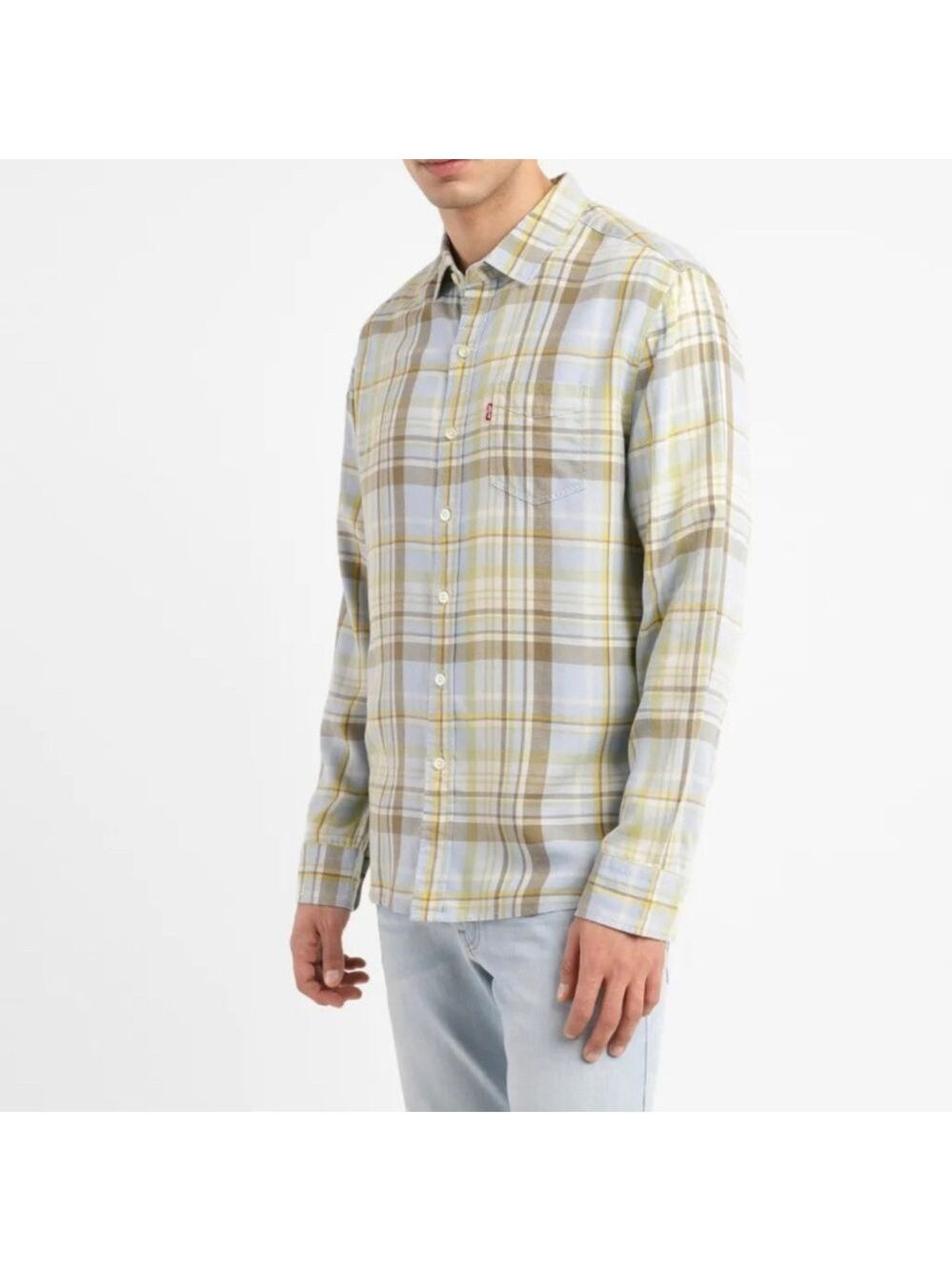 🎈$10 add on. Levi’s Twill Plaid Shirt. M